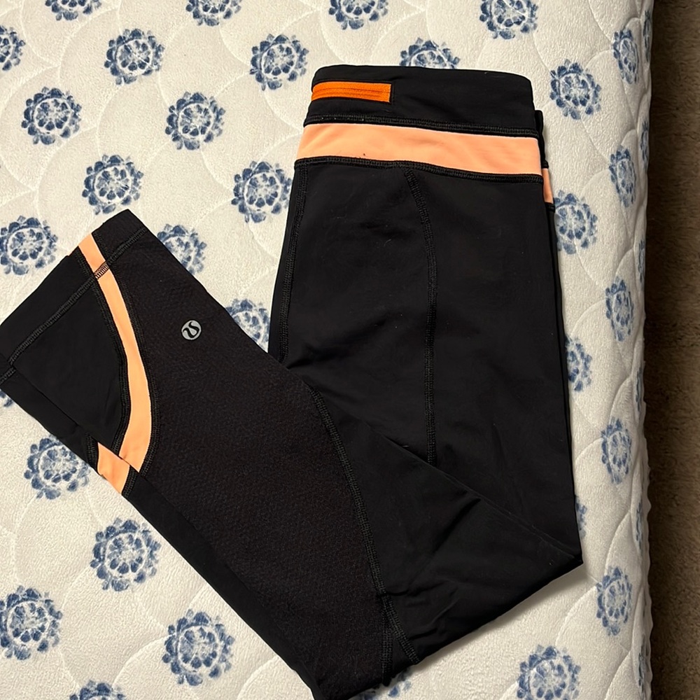 Lululemon cropped leggings